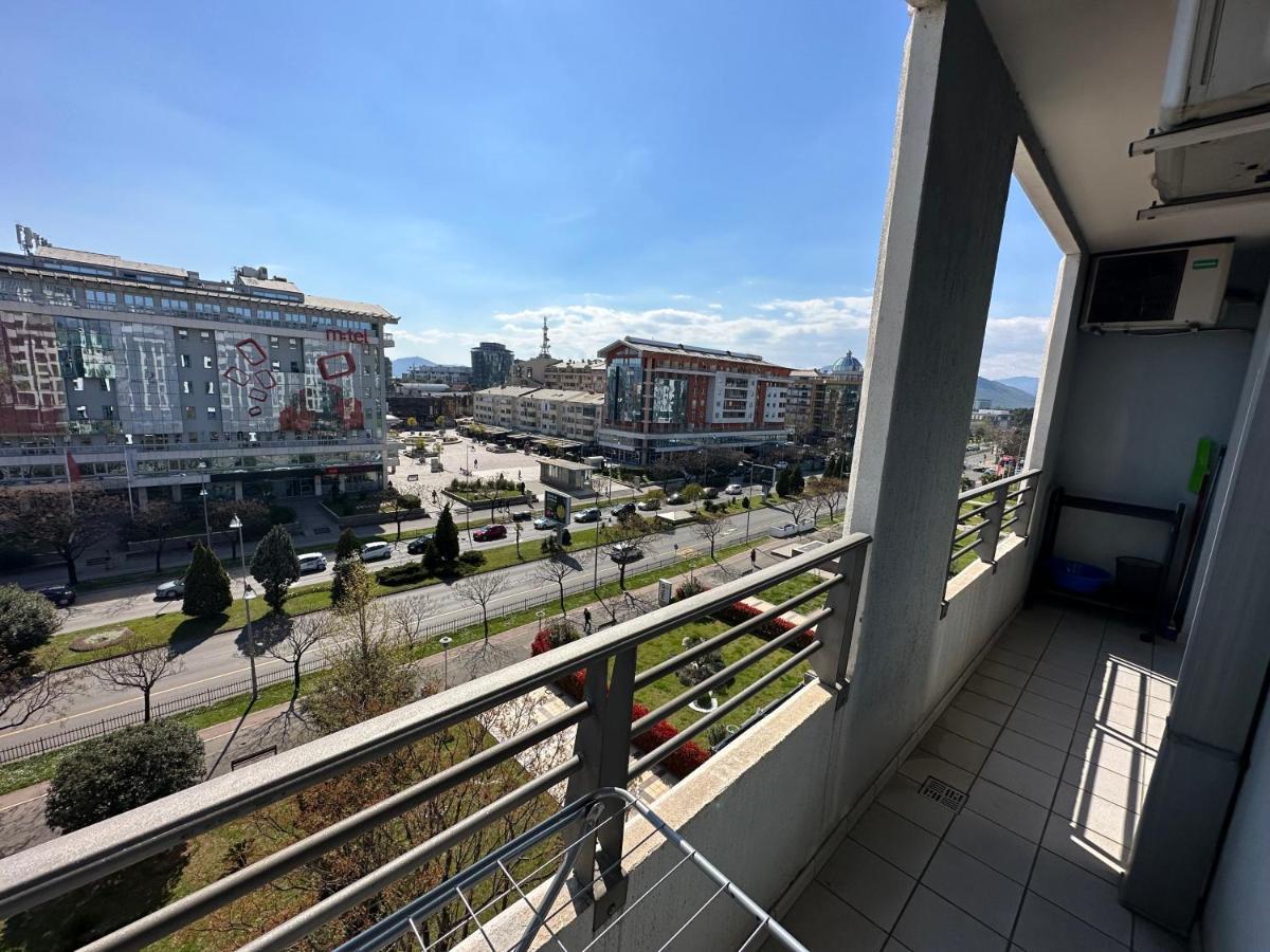 Great Location Two Bedroom Apatment "Maxim" 波德戈里察 外观 照片